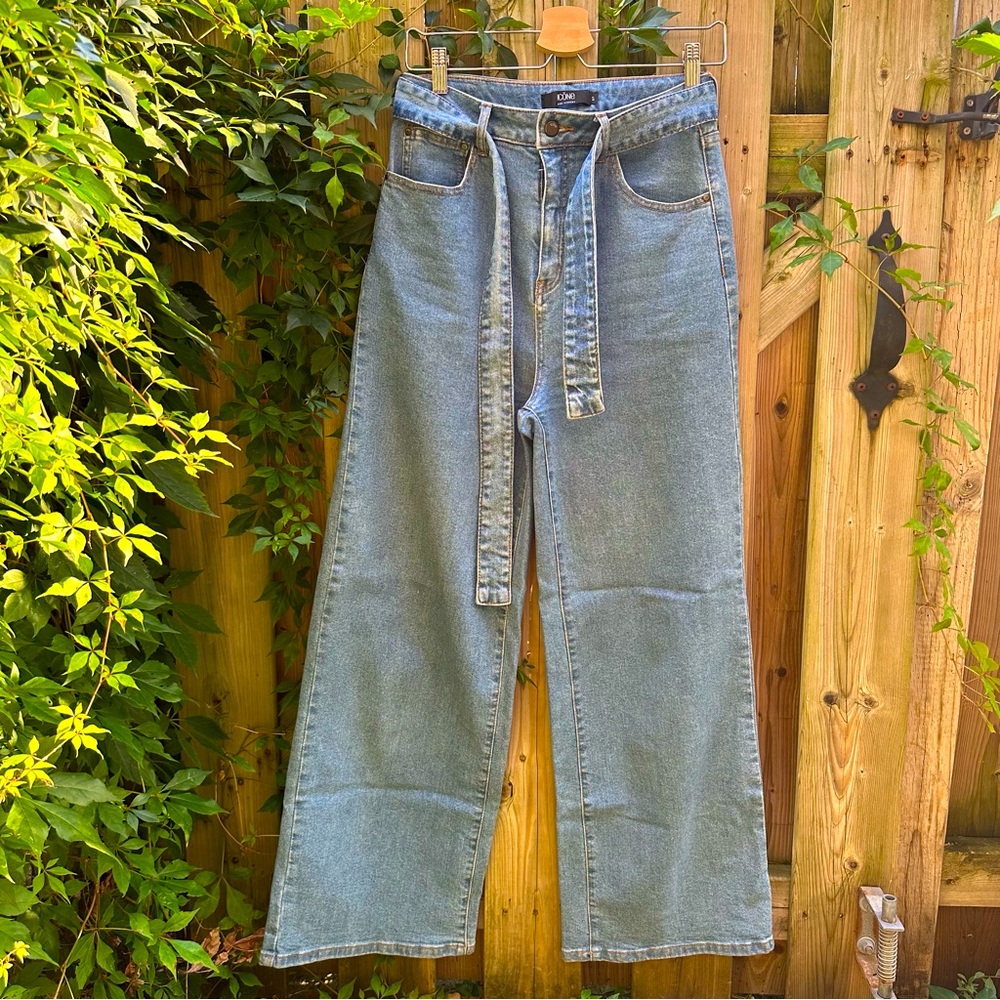 Wide leg jeans
